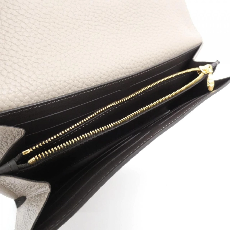 Ví Louis Vuitton Portefeuille Capucines M61249 621930