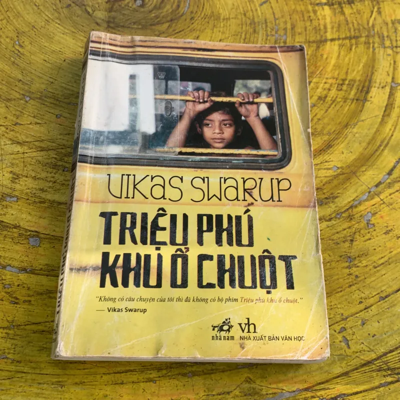 TRIỆU PHÚ KHU Ổ CHUỘT - VIKAS SWARUP 746811