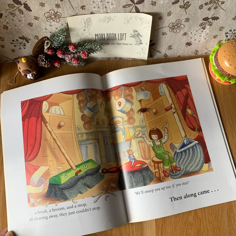 Sách tranh Little Miss Muffet, Used, Picture Book For Kids 444076