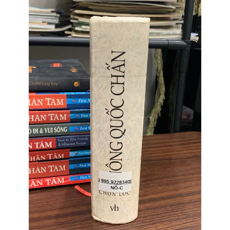 Nông Quốc Chấn (tác phẩm chọn lọc) tập 2- NXB Văn học 674795