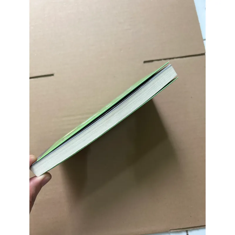 Phải lòng với cô đơn (sách ướt góc trên phía sau nhẹ) 977048