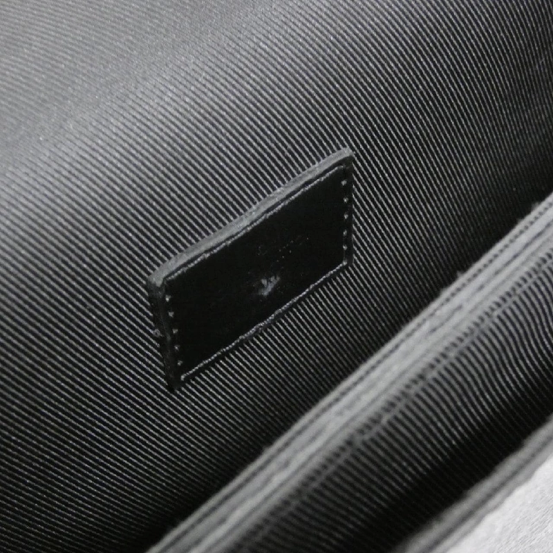 Túi đeo vai Louis Vuitton Monogram Eclipse Montsouris Wearable Wallet M83567 612778