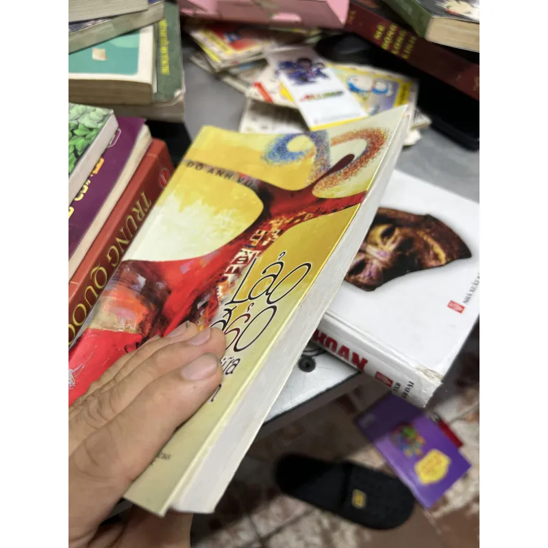 Lảo đảo giữa nhân gian ( có thủ bútt) 1013123