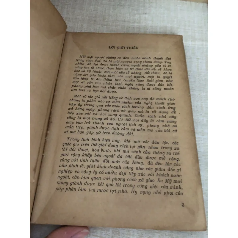 Nghệ thuật giao tiếp 995112