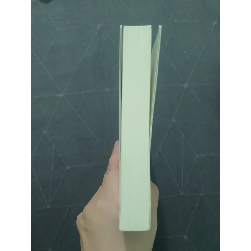 "Một nửa đích thực" (new) - John Marrs (Nhã Nam) 752940