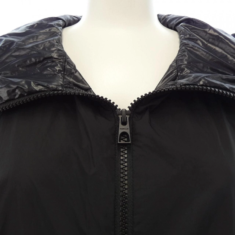 Áo khoác MONCLER CASSIE 630113