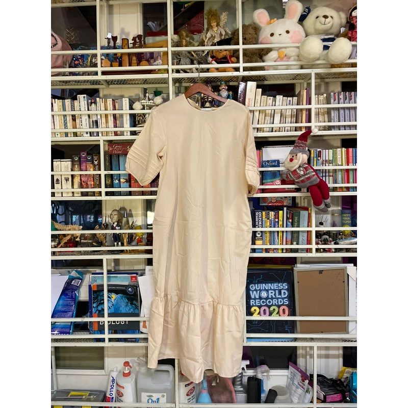 Đầm màu be, maxi, Size M/L, như mới 528153