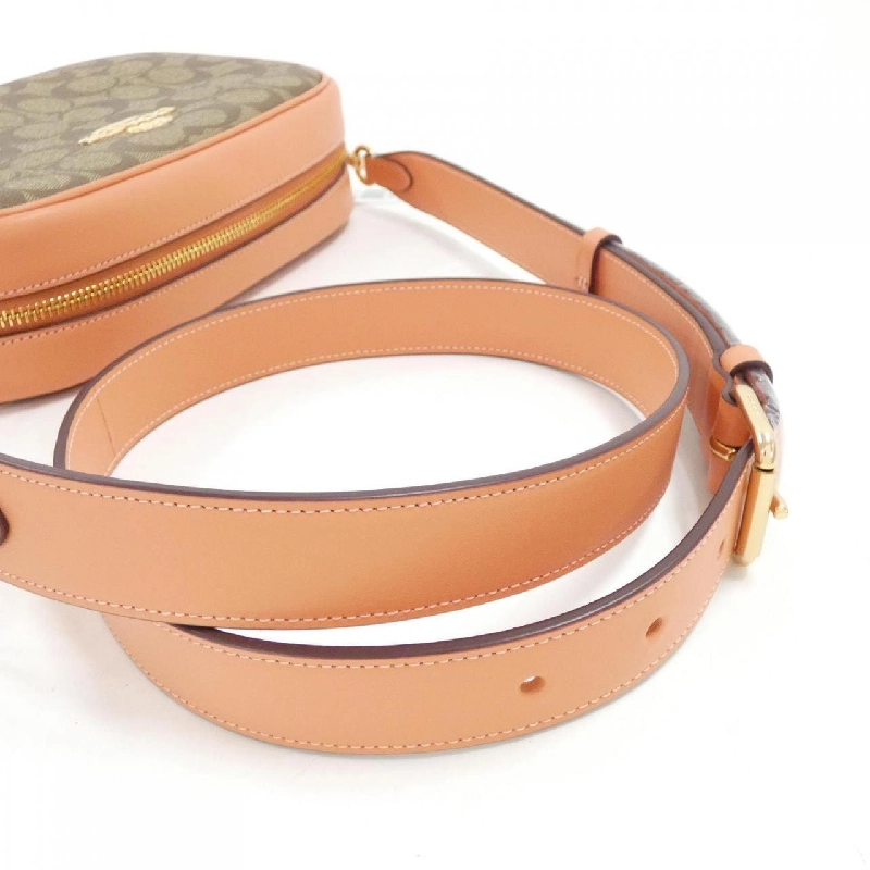 【新品】Coach CA547 Túi đeo vai 613982