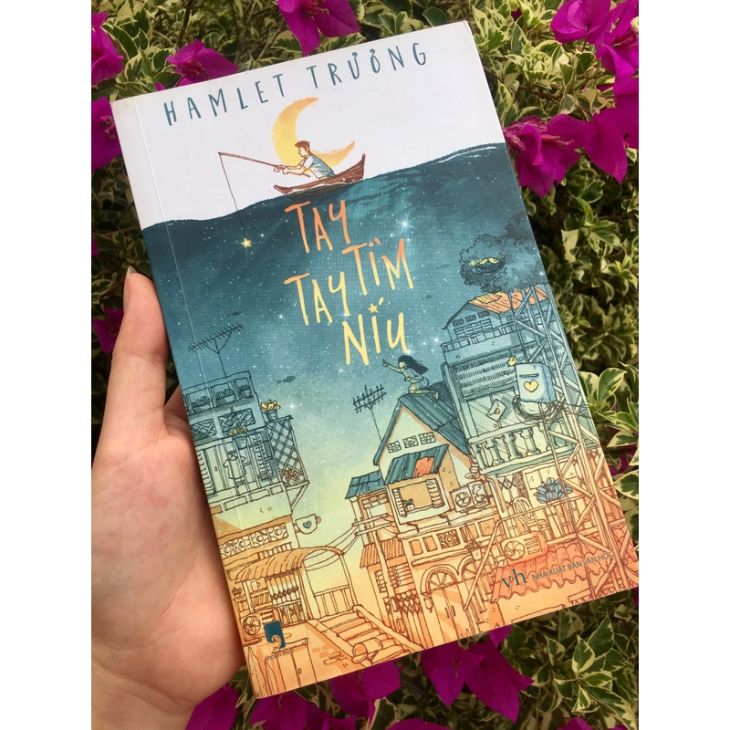 Tay tìm tay níu tay Hamlet Trương 518805