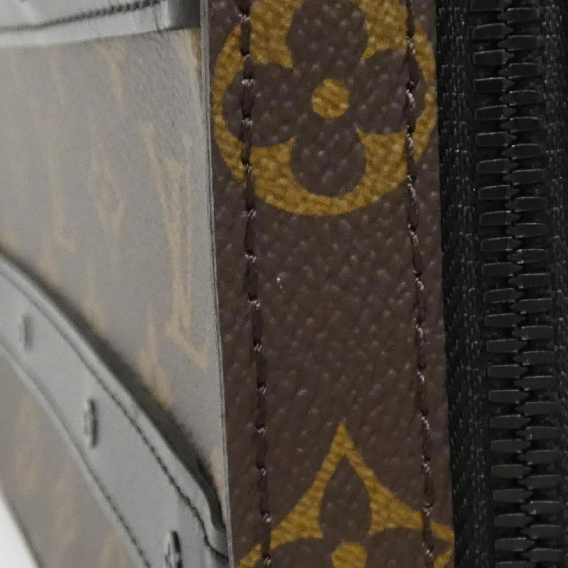 Túi xách mềm Monogram Macassar của Louis Vuitton M45935 610174