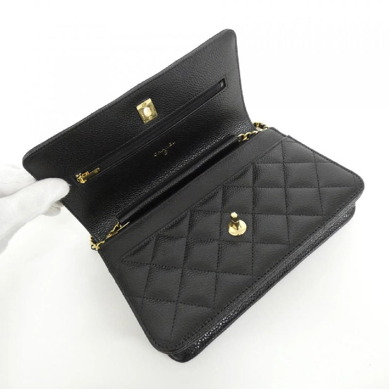 Ví xách tay Chanel AP4241 621666