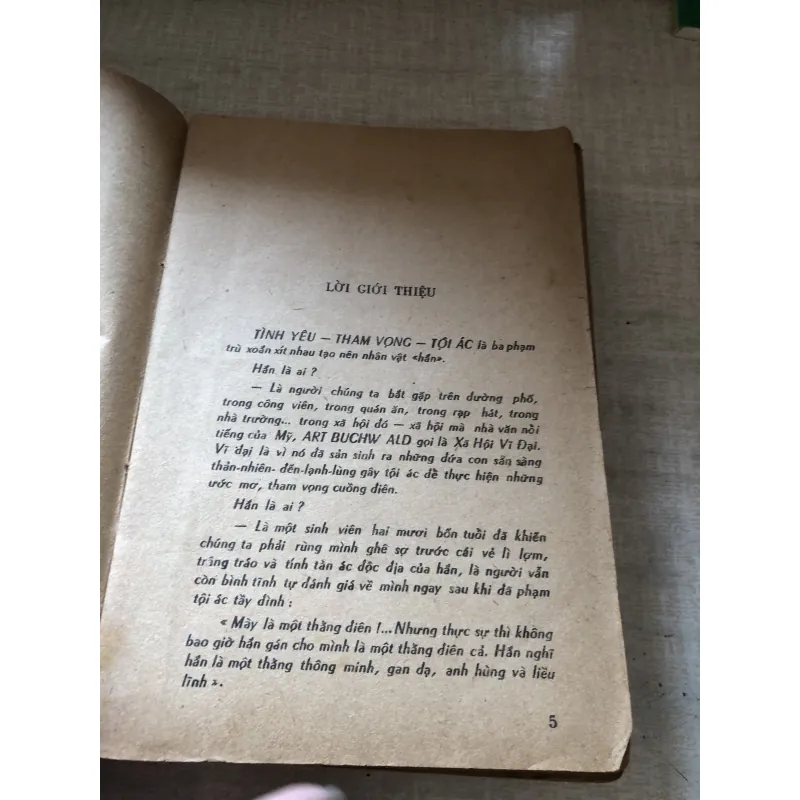 Cái hôn của tử thần 1010738