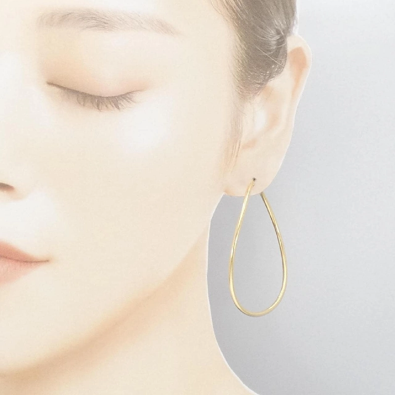 Bông tai 750YG UnoAere 666105