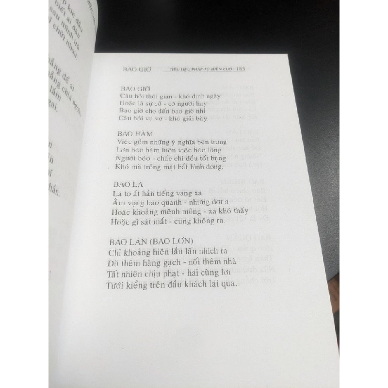 Từ điển cười - Phạm Thiên Thư 389041