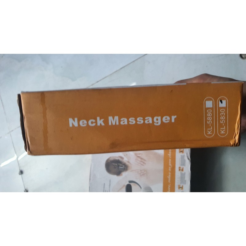 Máy massage cổ phòng ngừa đau vai gáy đau cổ 175504