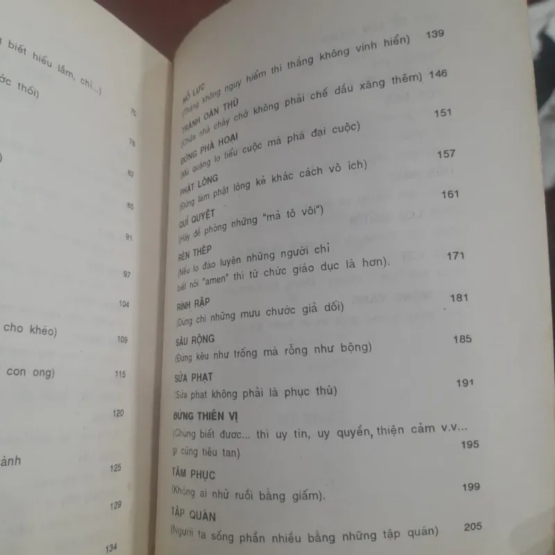 Hoàng Xuân Việt - ĐẦU TƯ TƯƠNG LAI 753730