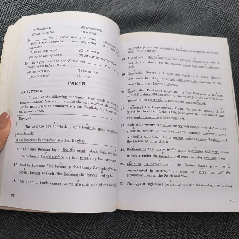 Bài tập Nghe - Ngữ pháp - Đọc hiểu luyện thi TOEFL - Lê Văn Sự 564737