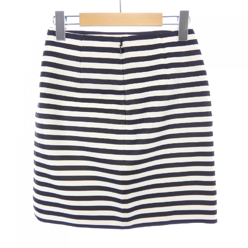 Váy LOUIS VUITTON FISK91TMT - Hàng hiệu Authentic 818423