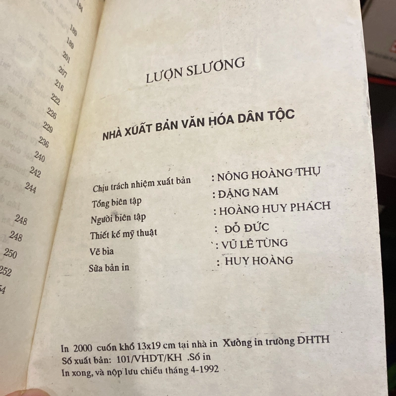 LƯỢN SLƯƠNG - HÁT GIAO DUYÊN DÂN TỘC TÀY (XB 1992) 550407