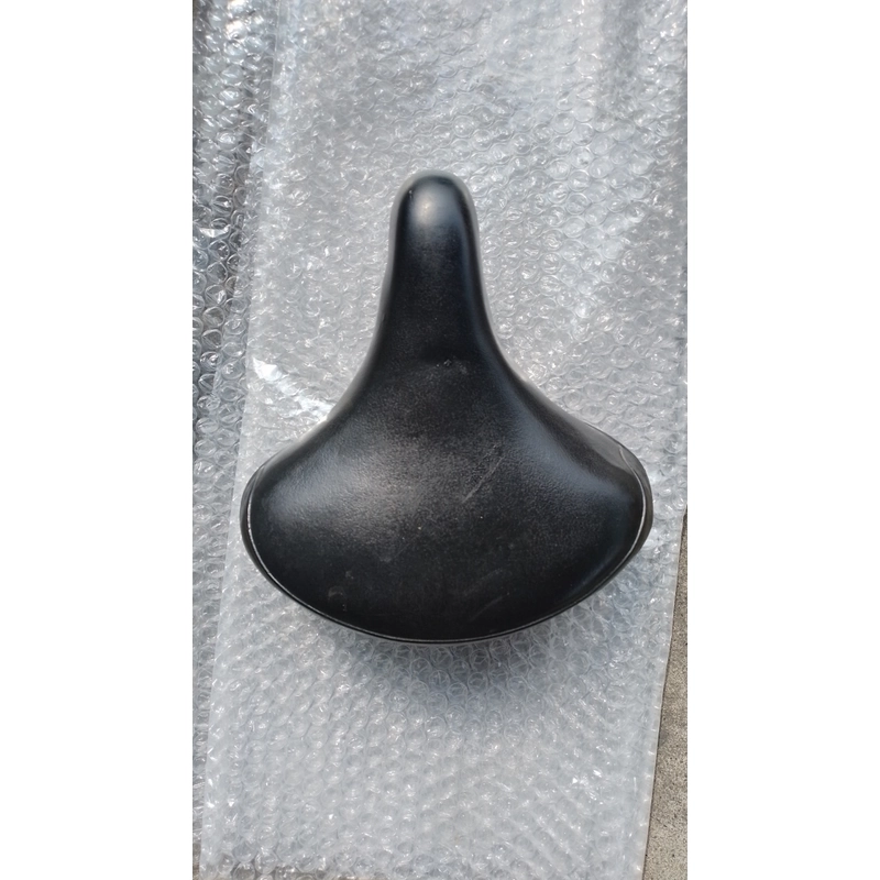 Yên xe đạp Nhật bãi JAPAN bền bỉ theo thời gian  358704