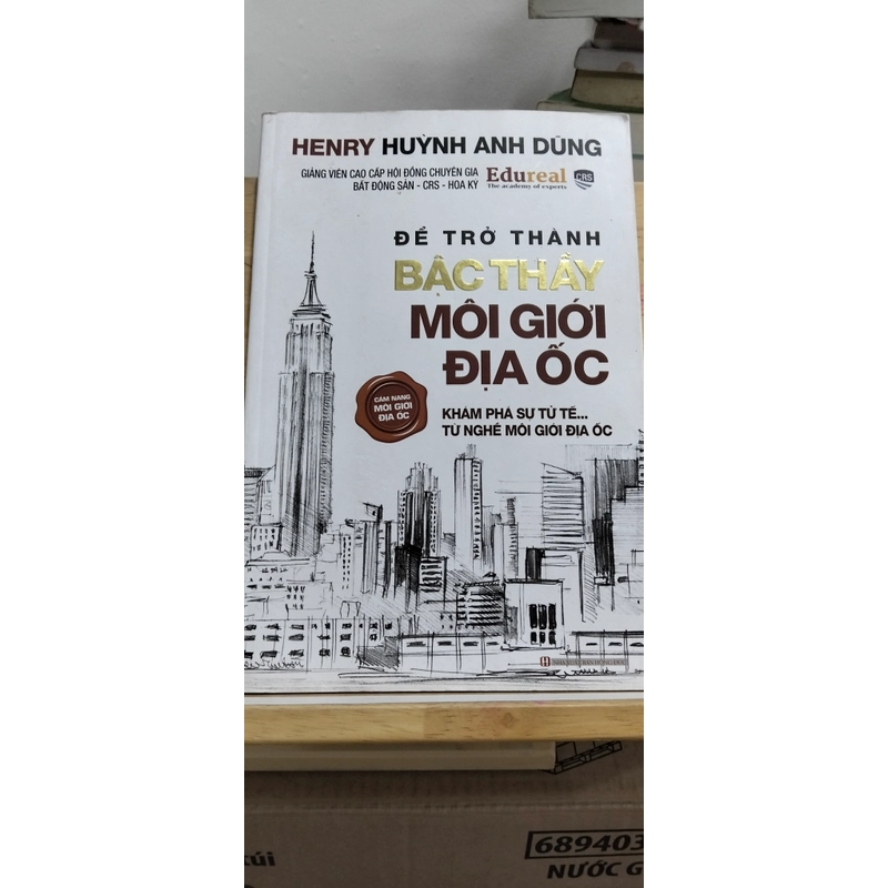Trở thành bậc thầy môi giới Bất động sản cùng Những lời tư vấn (giá bìa 499k, bán 259K) 508957