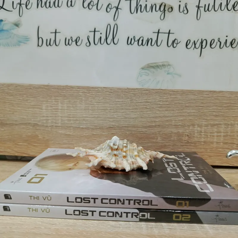 [Combo 2 tập] Lost Control - Thi Vũ (Nguyên Seal) 930825