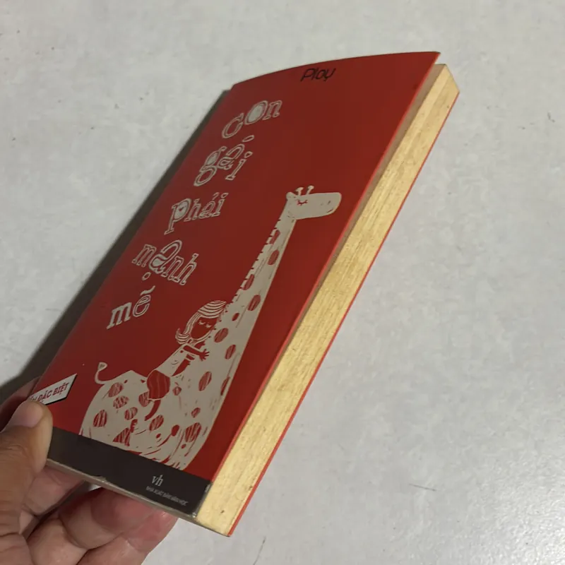 Con gái phải mạnh mẽ 689549