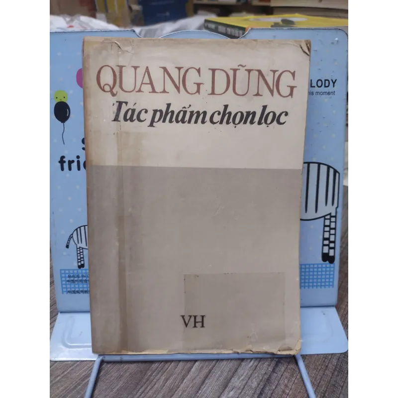 Sách: Quang Dũng - tác phẩm chọn lọc - TG: Quang Dũng (A2) 999389