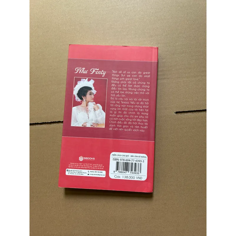 Phẩm cách cao quý bản lĩnh nữ hoàng 708248