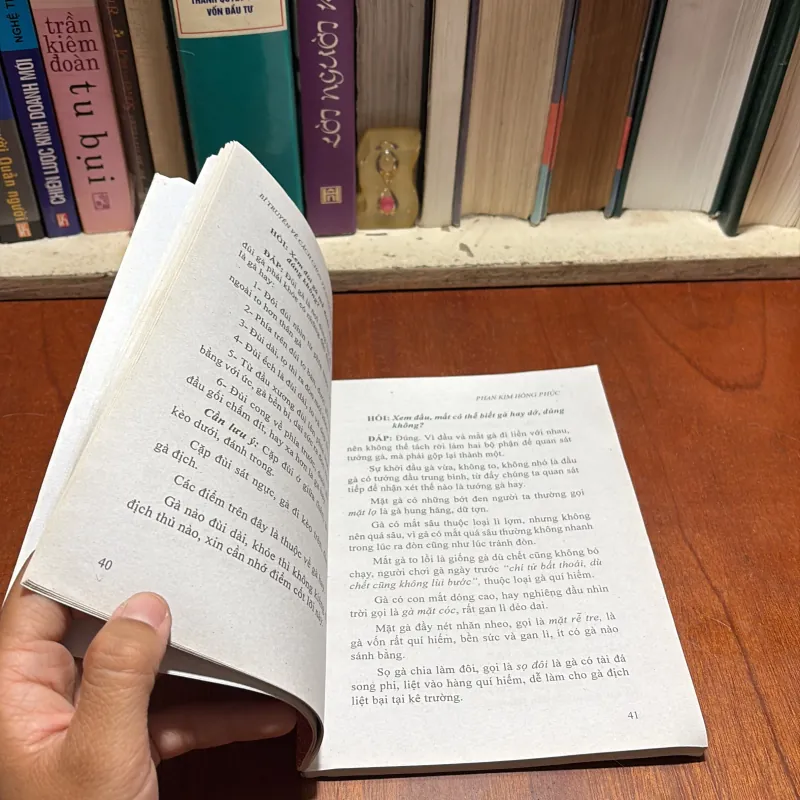 II Bí Truyền Về Cách Chọn Và Nuôi Gà Đá, Gà Chọi - Phan Kim Hồng Phúc - 2014 931828