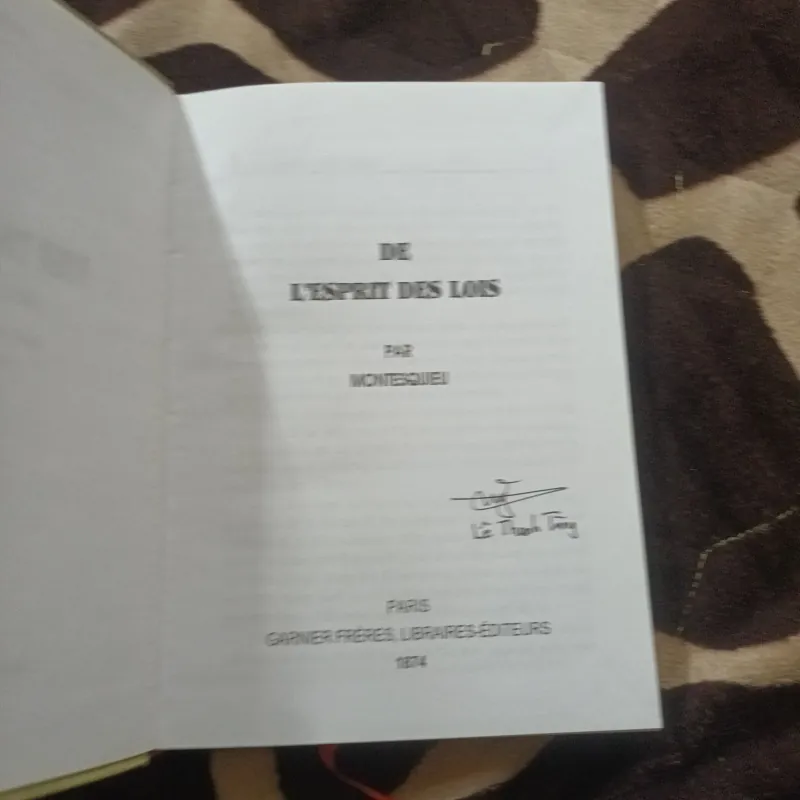 Bàn Về Tinh Thần Pháp Luật- Montesquieu 757376