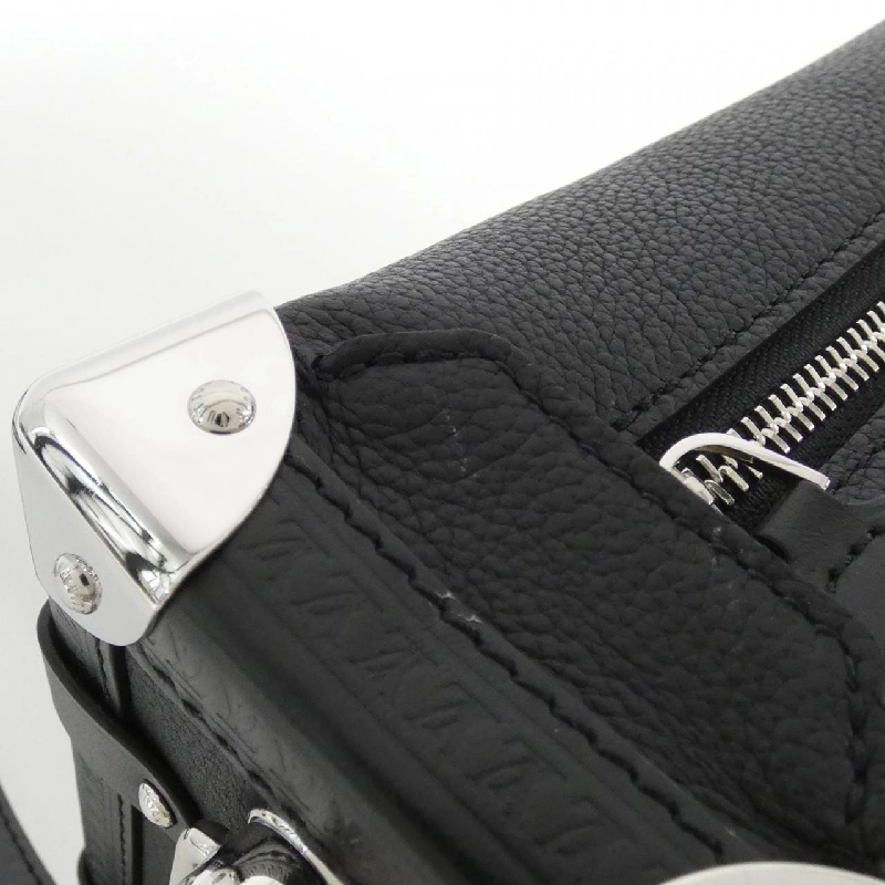 Túi xách vai Louis Vuitton Side Trunk MM M25160 609536