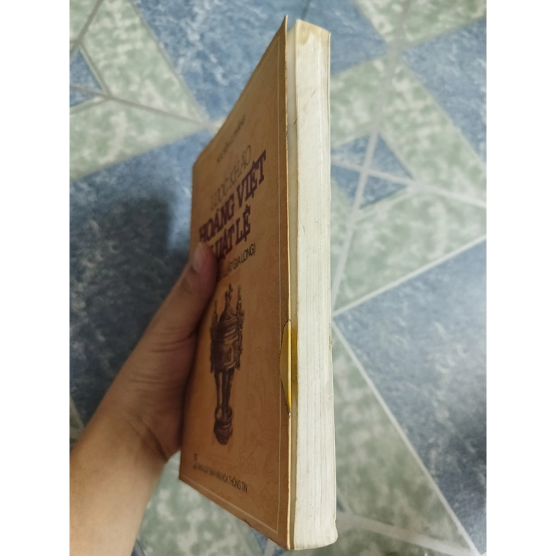Lược khảo Hoàng Việt luật lệ 537427