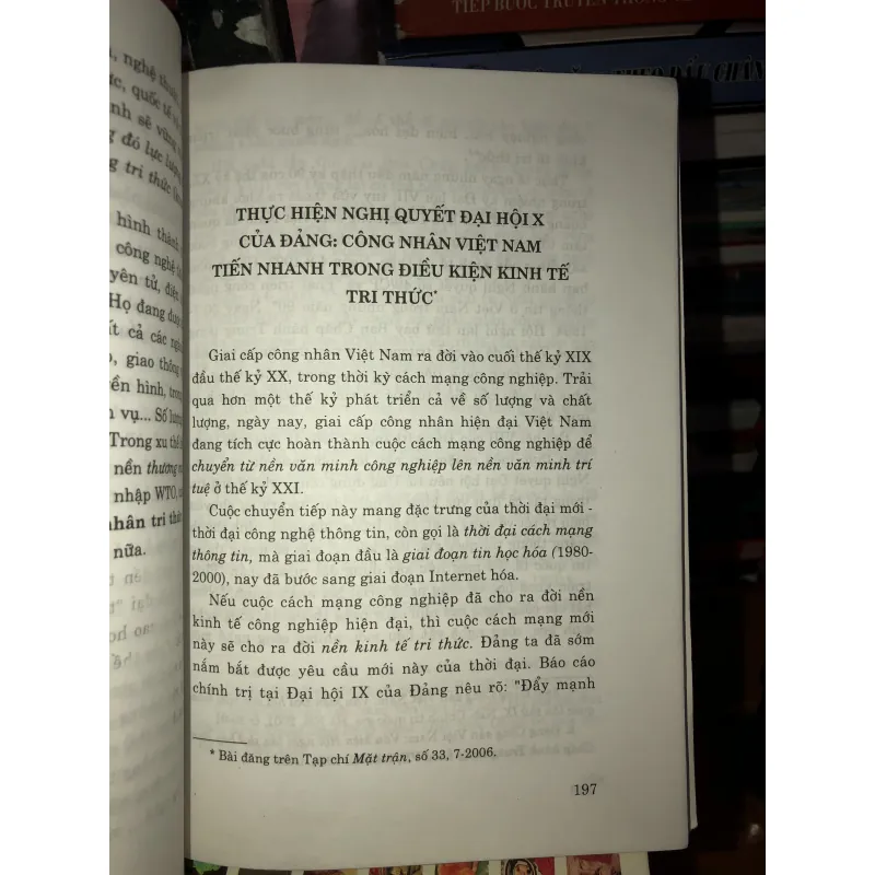 Đổi mới tư duy về giai cấp công nhân - Kinh tế tri thức và công nhân tri thức  758247