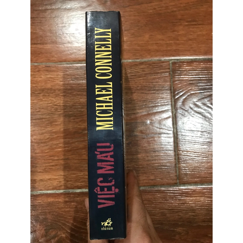 Việc máu - M. Connelly (k4) 459048