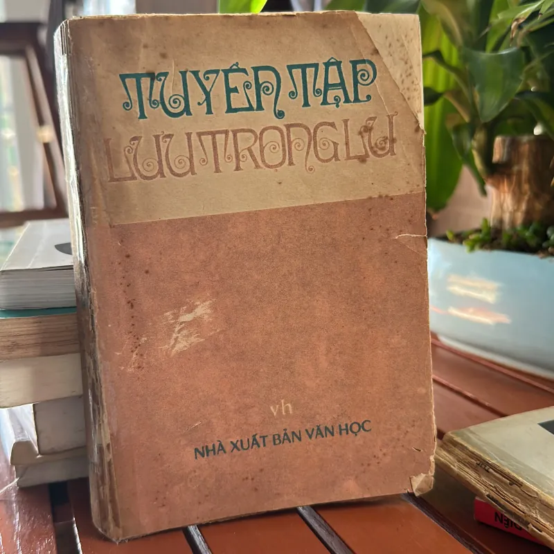 Tuyển tập lưu Trọng lư 1024307