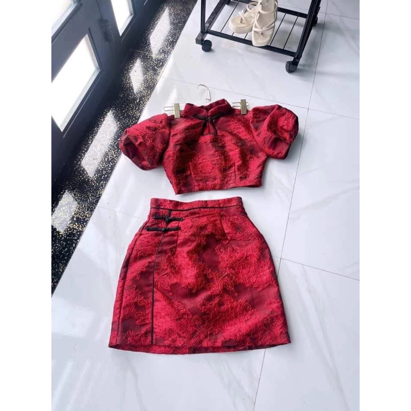 Nhung đỏ sz M nguyên tag,  317501