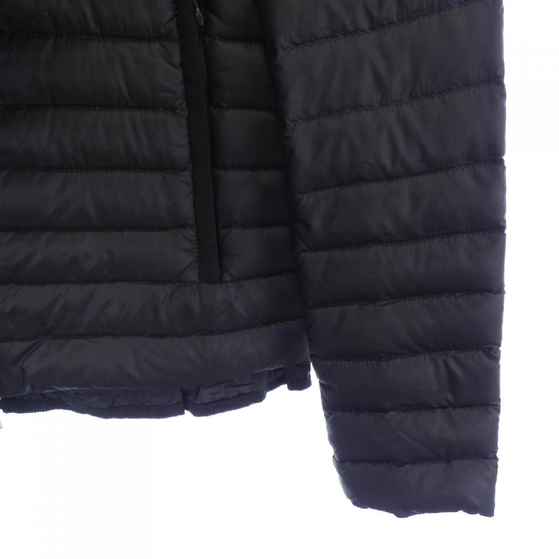 Áo khoác lông vũ MONCLER 642457