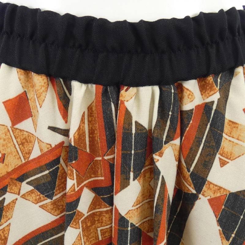 STUMBLY Skirt - Hàng hiệu Chính hãng 819911