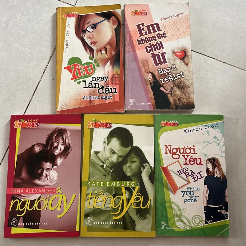 Combo 5 cuốn Love Stories 500016
