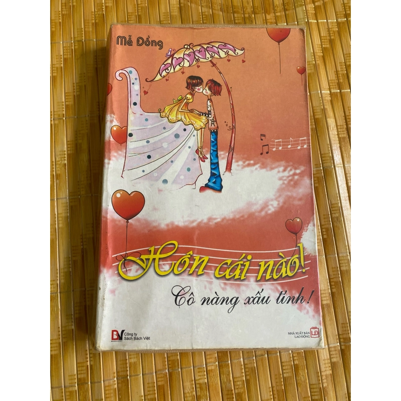 Hôn cái nào cô nàng xấu tính 521257