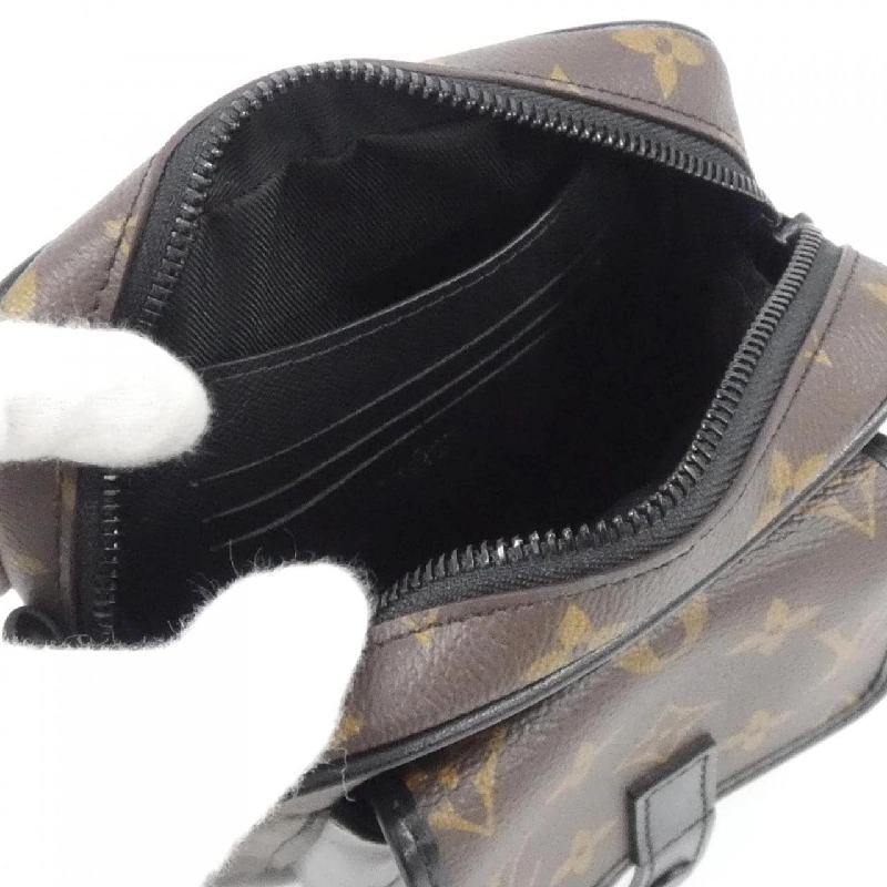 Túi đeo chéo Louis Vuitton Monogram Macassar Christopher Wearable Wallet M69404 - Hàng hiệu Chính hãng 766748