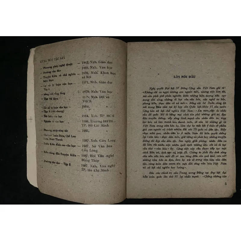 Nhìn lại tư tưởng văn nghệ thời Mỹ Nguỵ- Giáo sư Lê Đình Kỵ 1023307