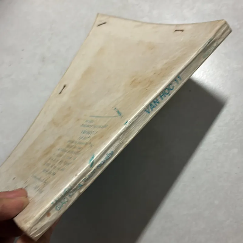 Văn học 11 Tập một 738879