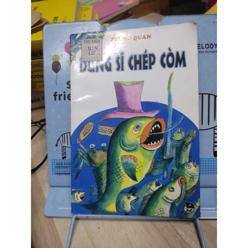 Sách: Dũng sĩ chép còm - TG: Phùng Quán (B2) 786622