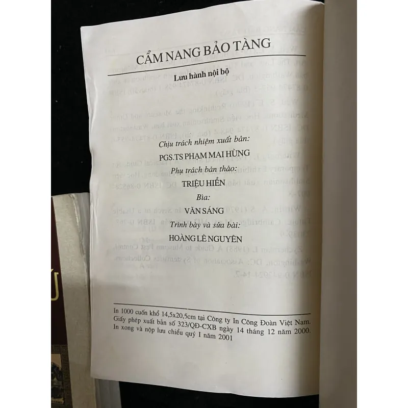 Cẩm nang bảo tàng  1002227