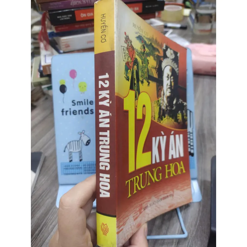 Sách: 12 Kì án Trung Hoa (A2) - Tác giả: Huyền Cơ 608500