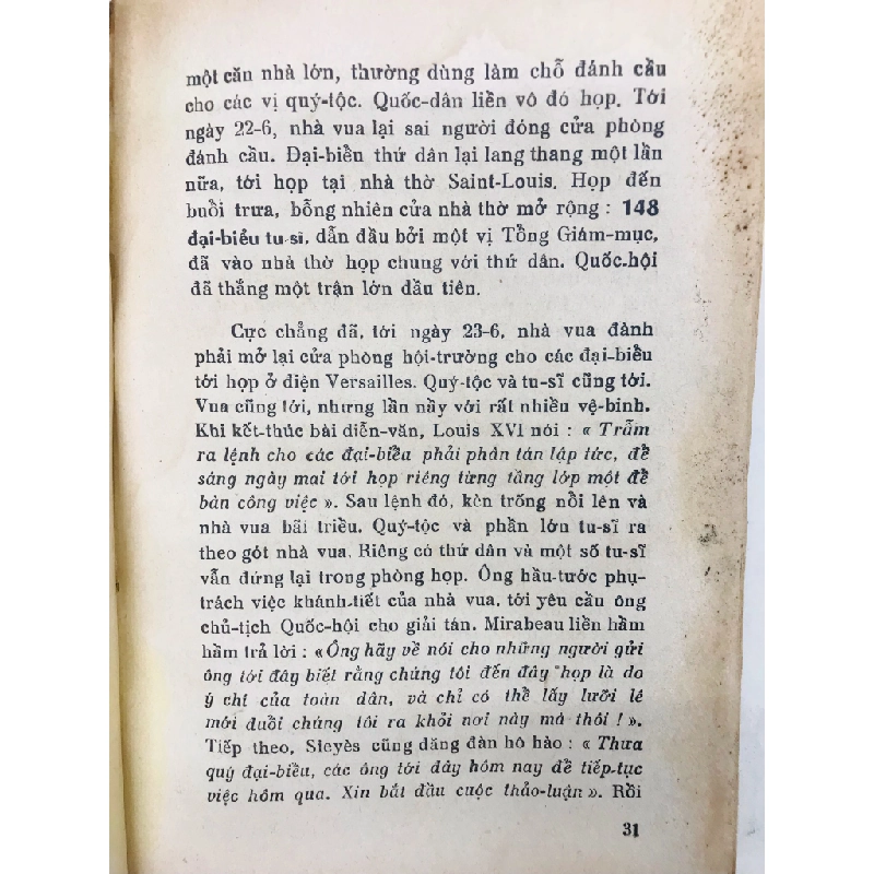 Cách mạng và hành động - Nghiêm Xuân Hồng 126311