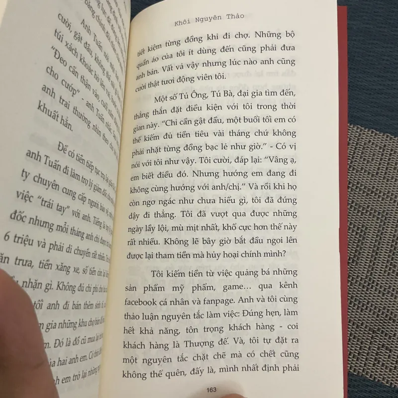 [HOT GIRL TỰ TRUYỆN] Lạc giữa thanh xuân - Khôi Nguyên Thảo 780662