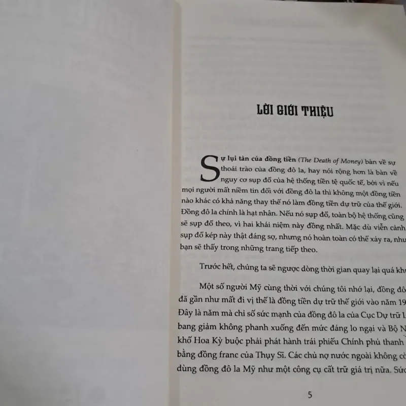 Sự lụi tàn của đồng tiền James Rickards 747729